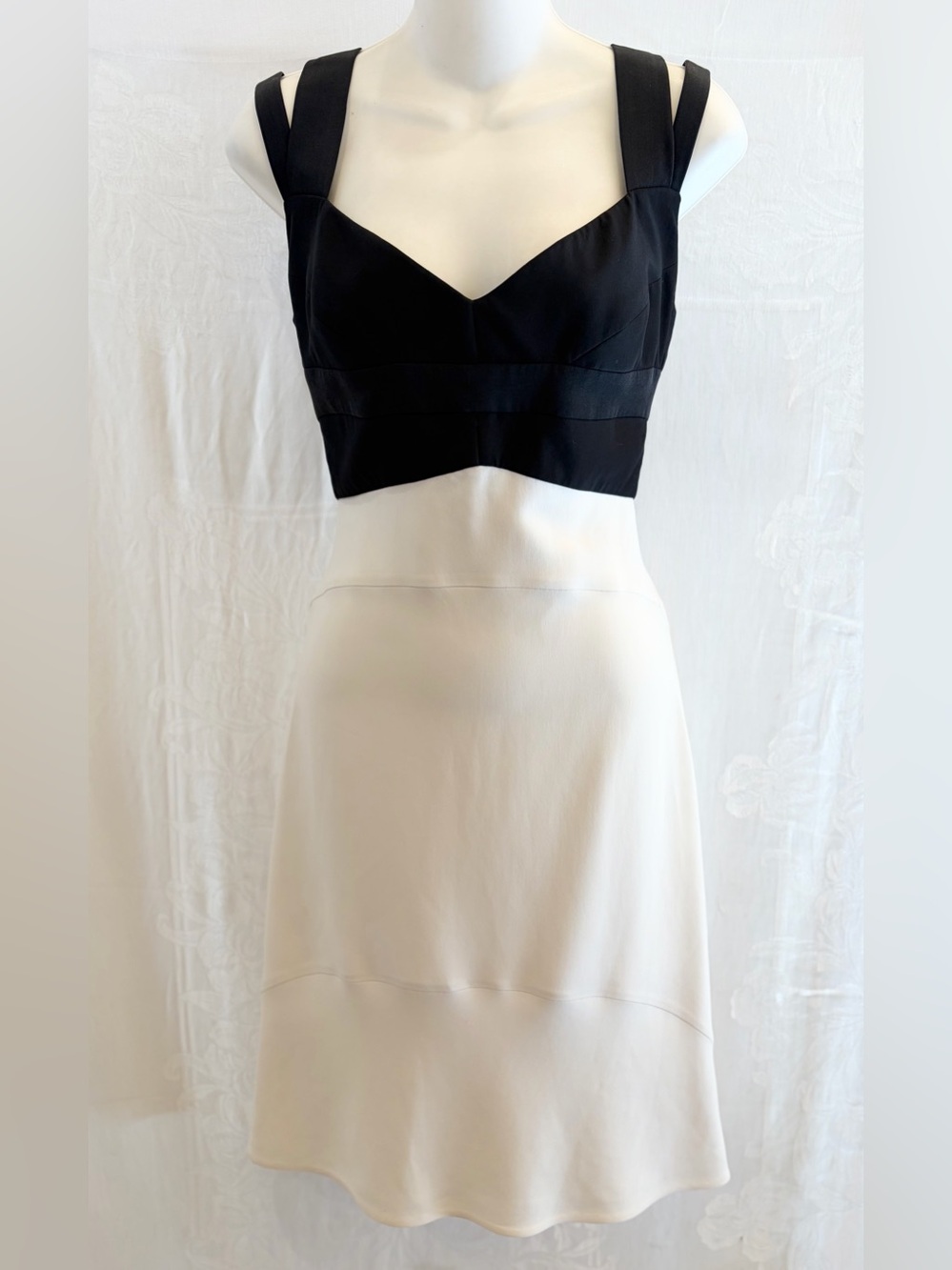 NARCISO RODRIGUEZ Black & White Sheath Dress 38 2 XS $1100 The Real Real Tag
